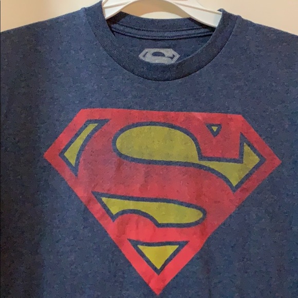 Superman T Shirt - Picture 2 of 3